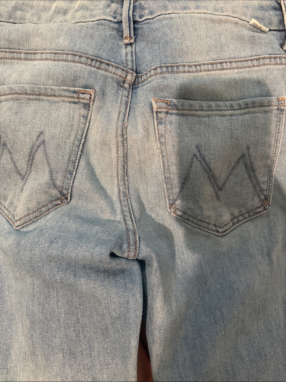 Mother high waisted looker ankle fray size 26 in the wash pretty please - Picture 6 of 7